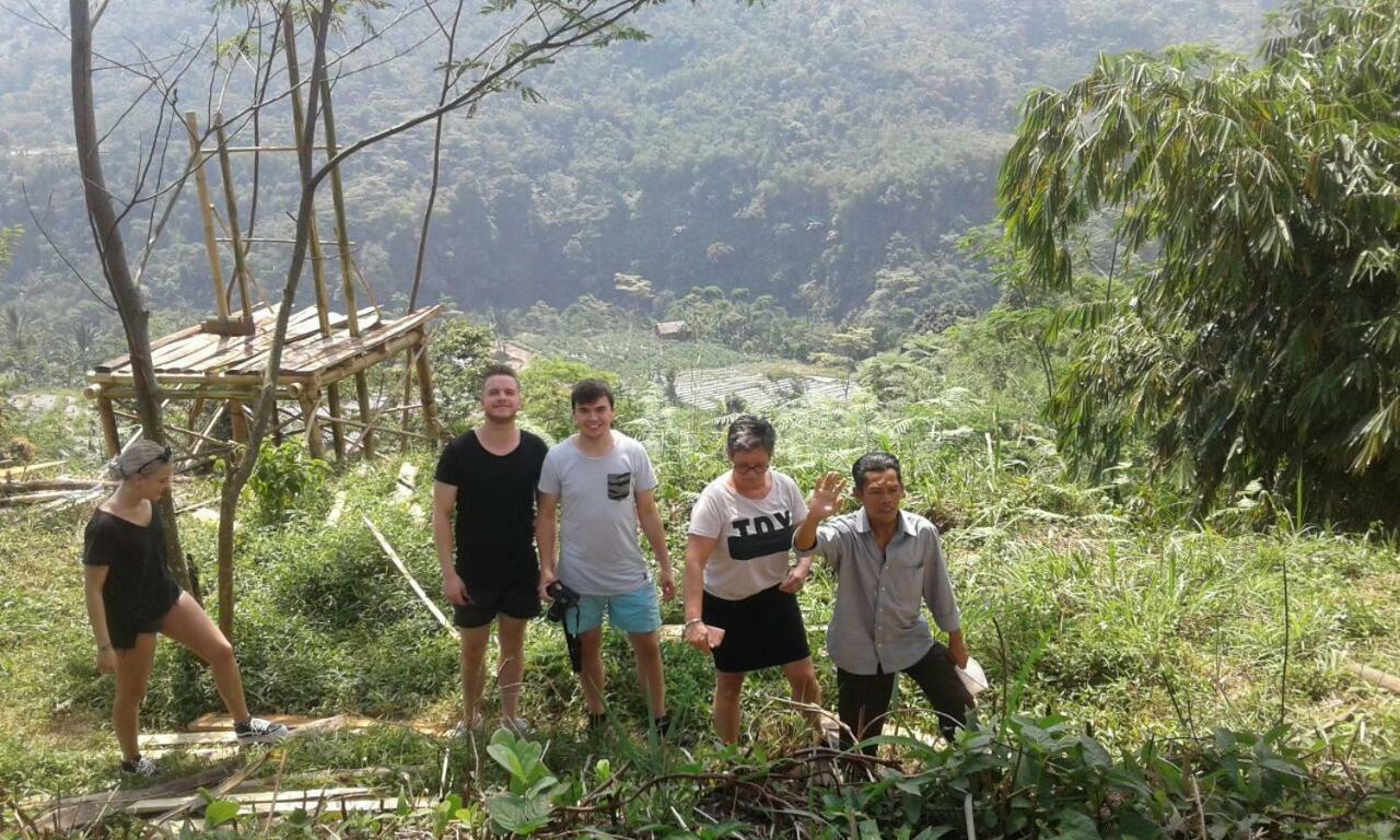 De Salak Homestay Bogor Bagian luar foto