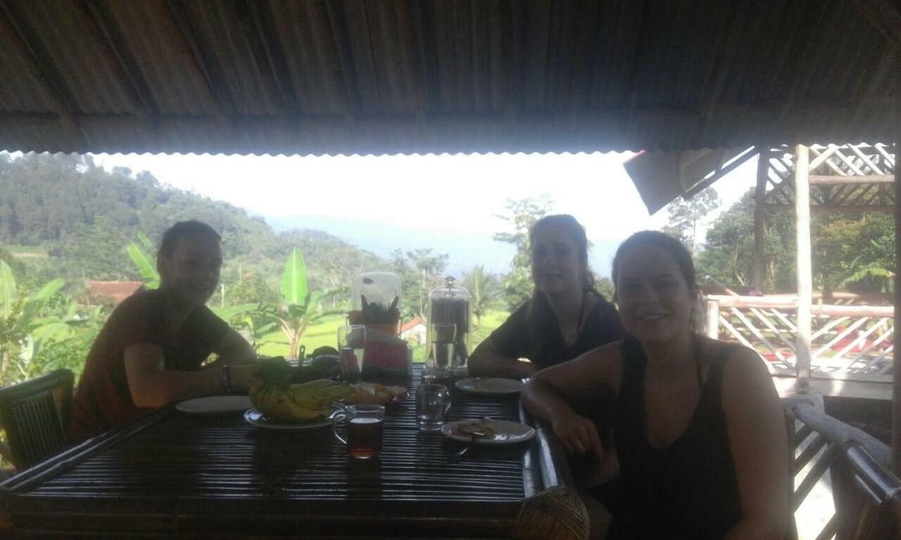 De Salak Homestay Bogor Bagian luar foto
