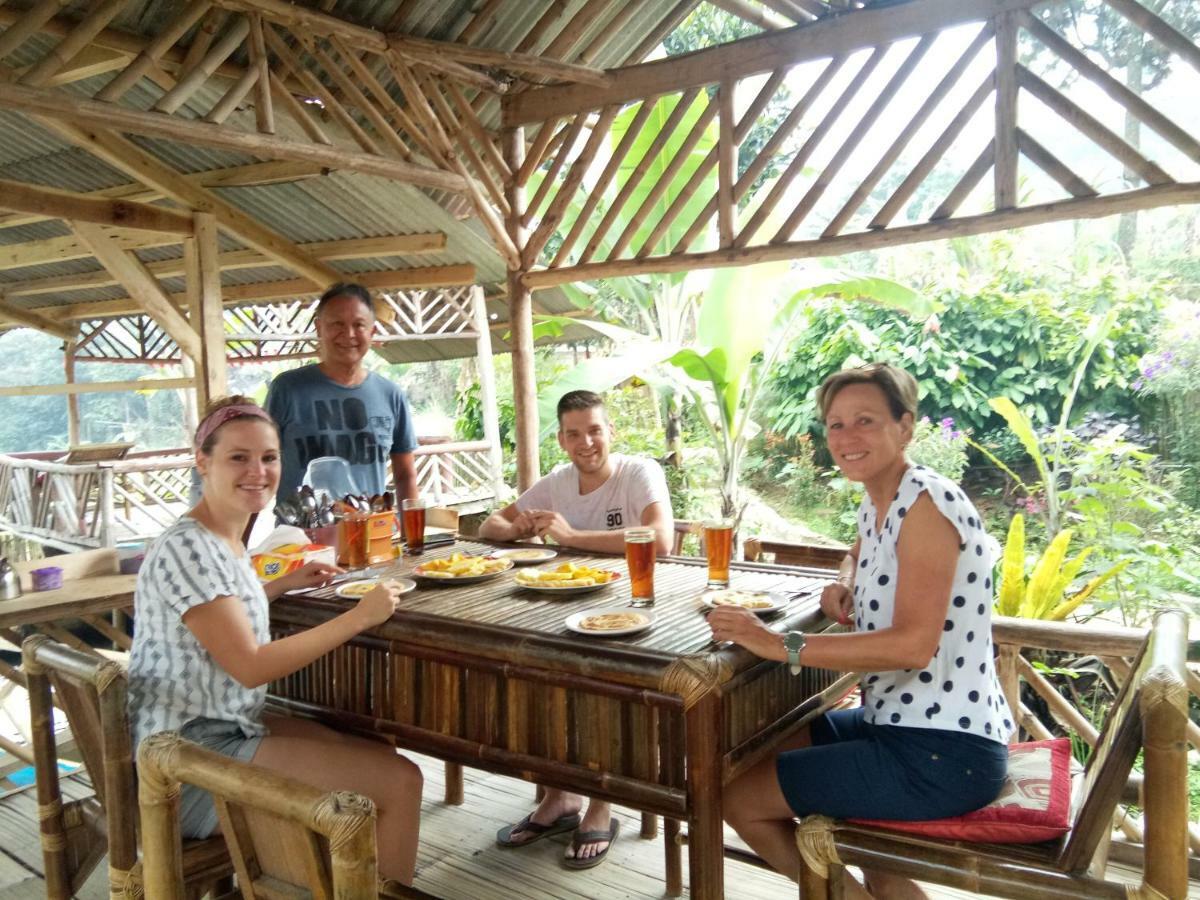 De Salak Homestay Bogor Bagian luar foto