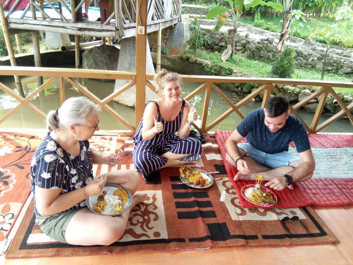 De Salak Homestay Bogor Bagian luar foto