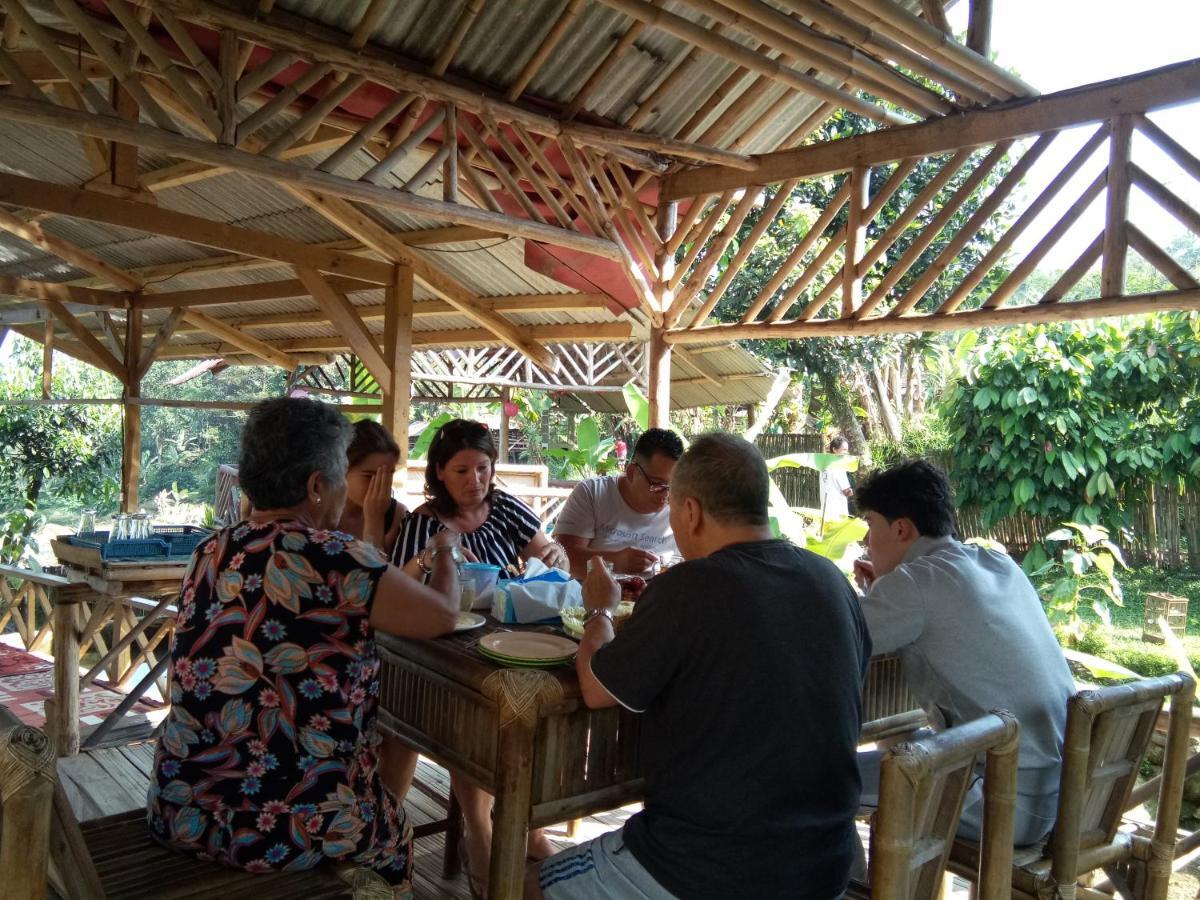 De Salak Homestay Bogor Bagian luar foto